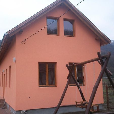 Szikla Vendeghaz Hotel Istenmezeje Exterior foto