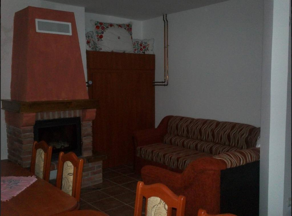 Szikla Vendeghaz Hotel Istenmezeje Exterior foto