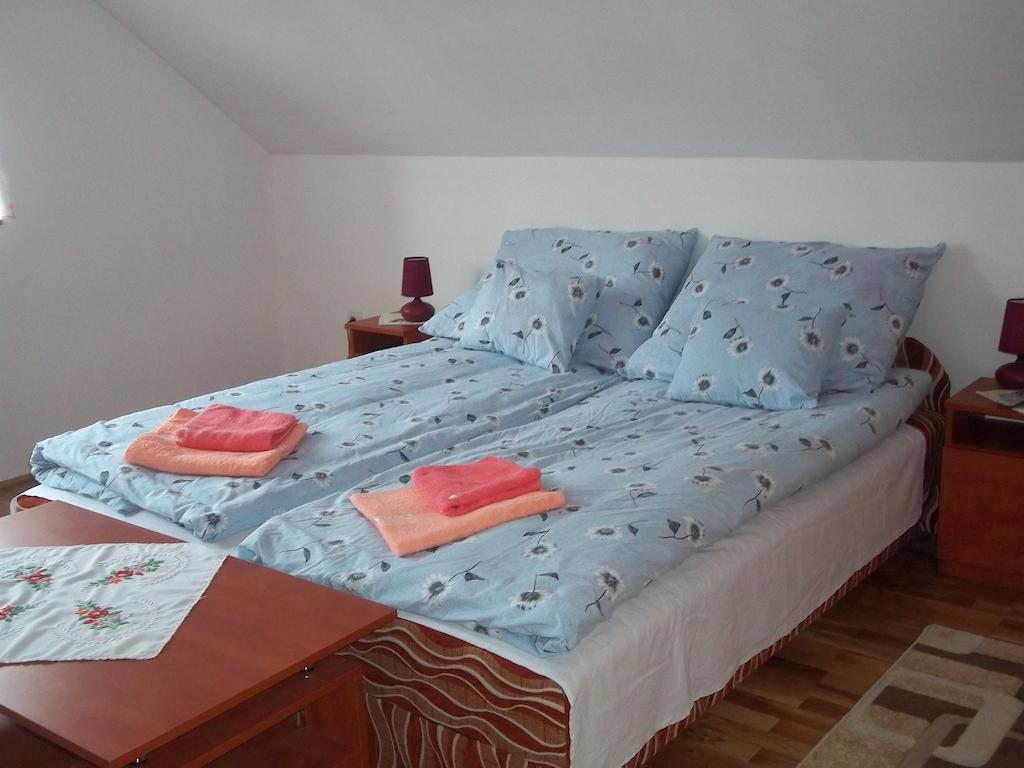 Szikla Vendeghaz Hotel Istenmezeje Cameră foto
